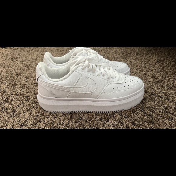 Nike Court Vision - Picture 3 of 4